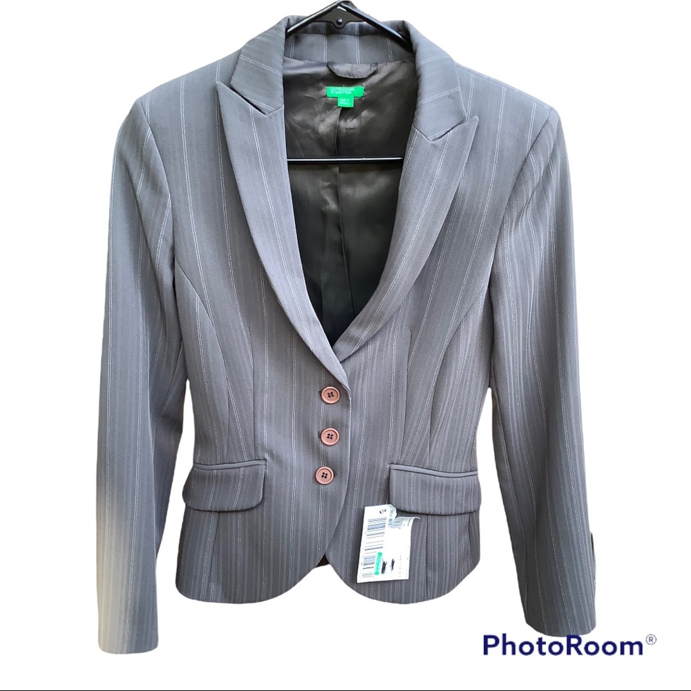 NEW‎ WT UNITED COLORS OF BENETTON PIN STRIPE JACKET. SIZE 40